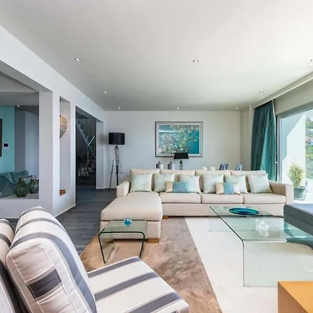 Harmonia By Place Oversea With Indoor Pool *