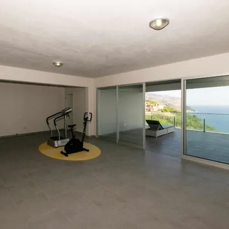 Harmonia By Place Oversea With Indoor Pool